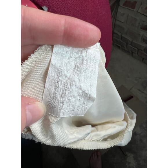 Wonderslip slip shorts half slip cream - Picture 6 of 8